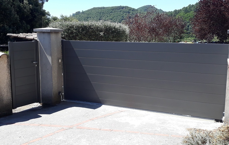 Nos mod&egrave;les de portails ALU &agrave;&nbsp;LES PENNES MIRABEAU