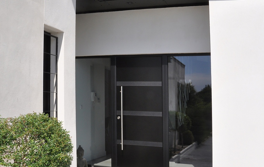 Notre gamme de portes d'entr&eacute;e en ALU CLASSIQUE et CONTEMPORAINE &agrave;&nbsp;LES PENNES MIRABEAU